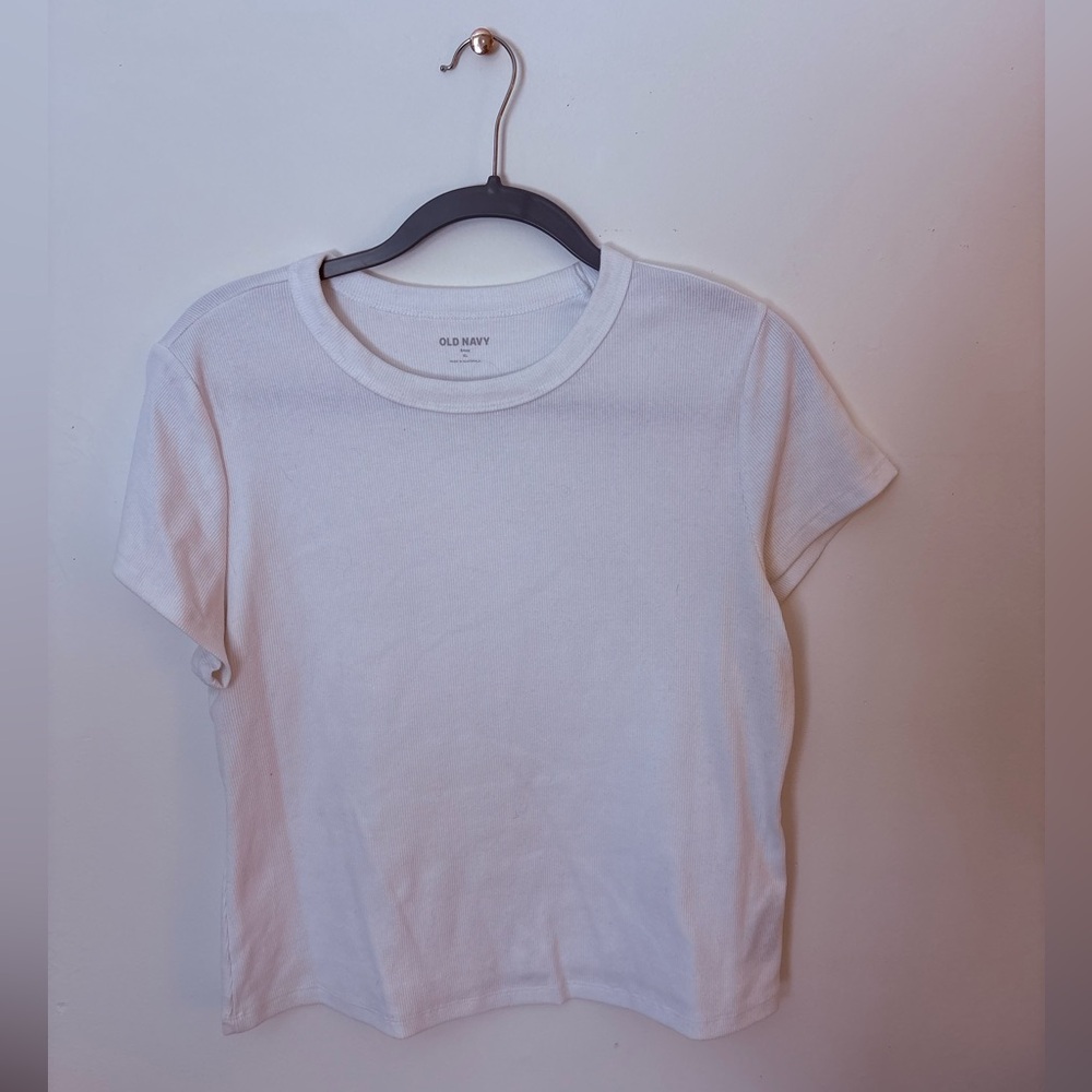 Old Navy White Ribbed Baby Tee
